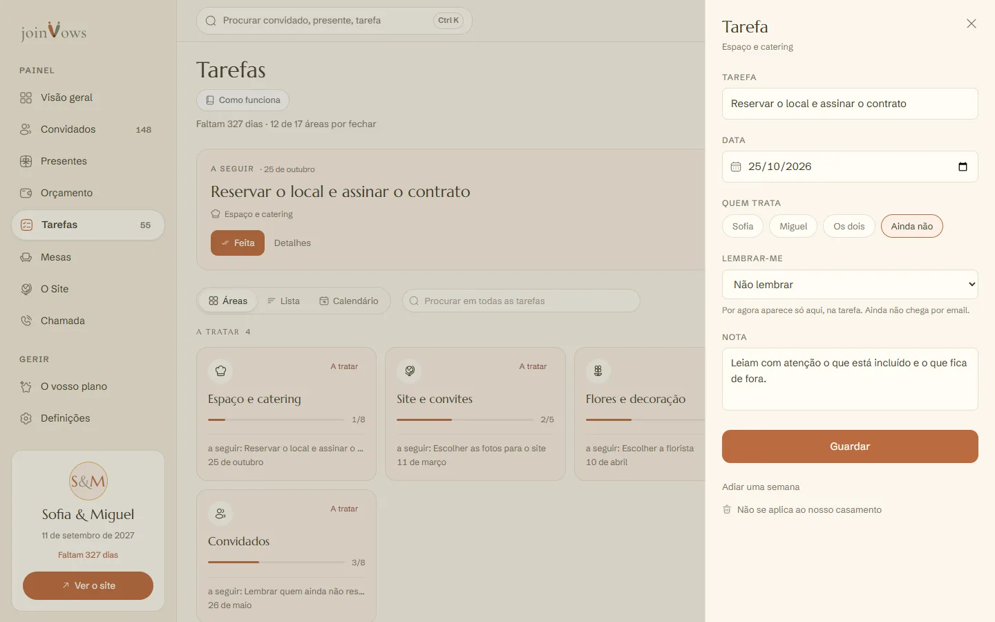 Os detalhes de uma tarefa, com data, quem trata e nota